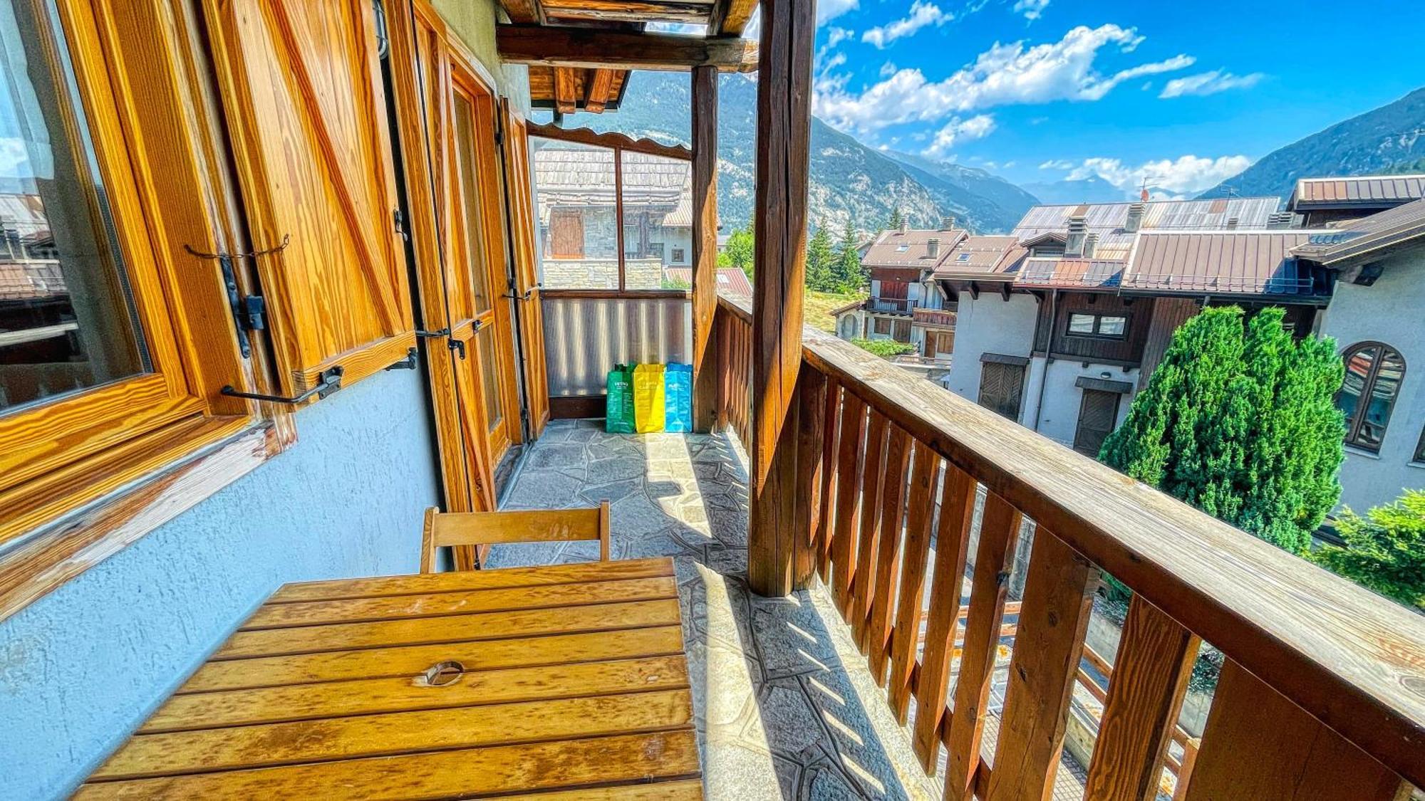 Appartamento Bellavista - Affitti Brevi Italia Oulx Bagian luar foto