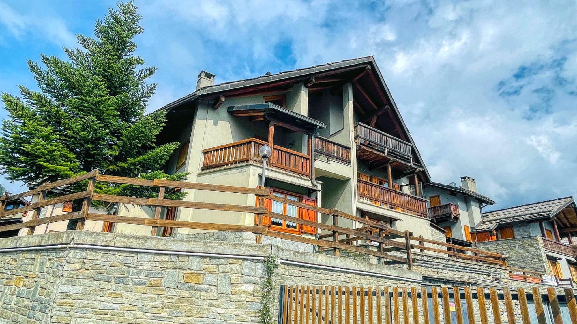 Appartamento Bellavista - Affitti Brevi Italia Oulx Bagian luar foto